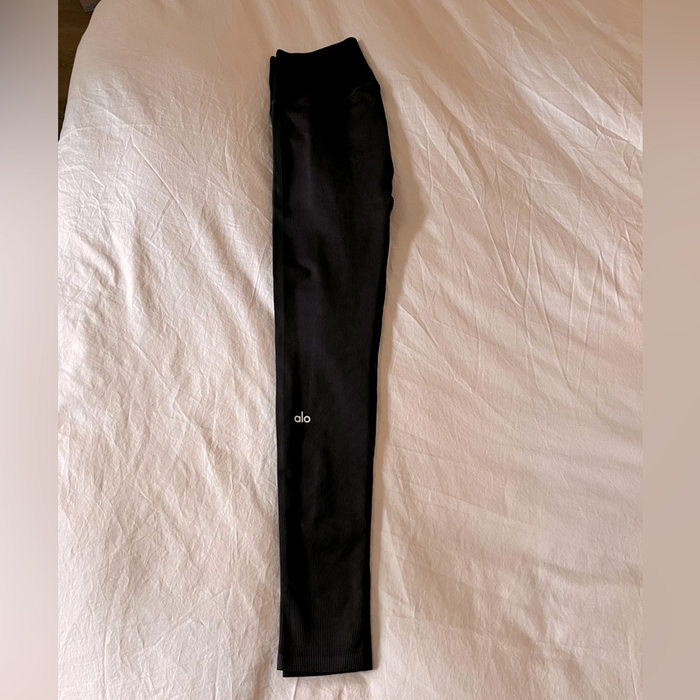 Alo Black Leggings